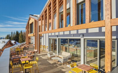 La Rosière 621: Appartement, Architectuur, Woongebied, Condominium, Samengesteld Materiaal, Stedelijk Ontwerp, Balkon, Gemengd Gebruik, Schaduw