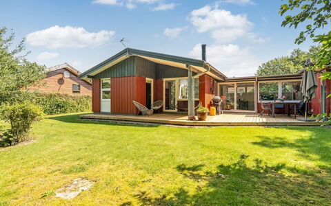 Milo - 200M to the Fjord: Huis, Dak, Huis, Woongebied, Struik, Verblijf, Land Lot, Landelijk Gebied, Tuin