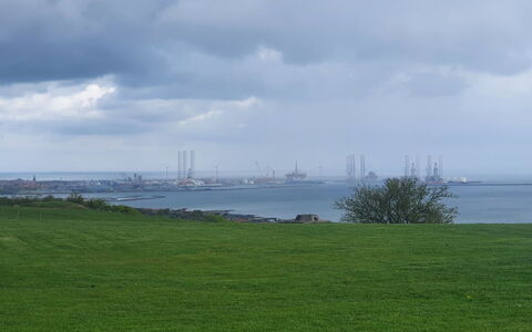 Gundula - 1.3Km from the Sea: Gras, Grasland, Horizon, Land Lot, Wolk, Pasture, Kust En Oceanic Landvormen, Weide, Zee