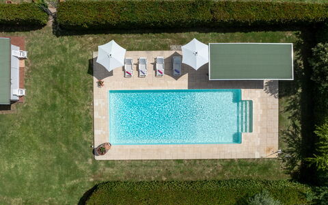 Il Cipresso, Casa Martina, Cortona: Zwembad, Toevlucht, Samengesteld Materiaal, Thermae, Schaduw, Buitenmeubels, Tuin, Vrije Tijd, Eco Hotel, Landscaping