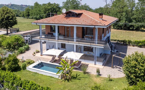 Ca' Del Viaggiatore: Gebouw, Muur, Venster, Woongebied, Buurt, Facade, Huis,  Dorf\, Huis, Balkon