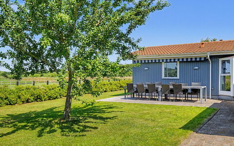 Aderice - 80M from the Sea: Huis, Land Lot, Verblijf, Gazon, Tuin, Schaduw, Werf, Boerderij, Garden Gebouwen, Landgoed