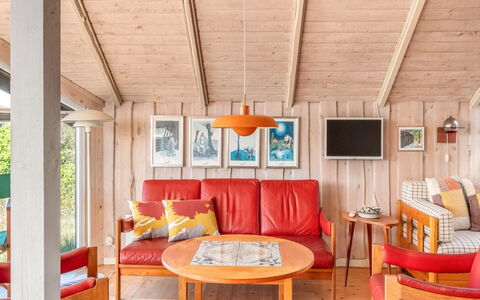 Eldmar - 500M from the Sea: Interieur Ontwerp, Meubilair, Hout, Plafond, Flooring, Verdieping, Kamer, Huis, Lichte Inrichting, Woonkamer
