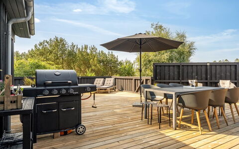 Ozrenka - from the Sea: Hout, Buitenmeubels, Meubilair, Buitentafel, Tuin, Hardwood, Dek, Beits, Stoel, Patio