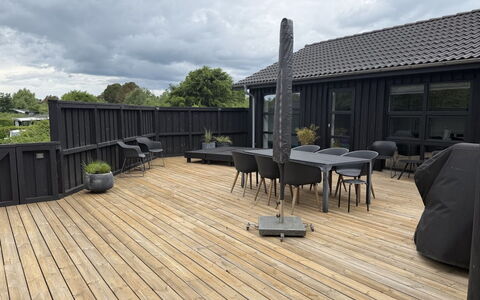Ozrenka - from the Sea: Hout, Houten Vloer, Hardwood, Dek, Dak, Plank, Samengesteld Materiaal, Beits, Buitenmeubels