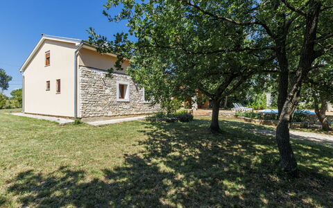 Erminia: Woongebied, Siding, Schuifraam, Hek, Balkon, Oprit, Home Schermen, Poort