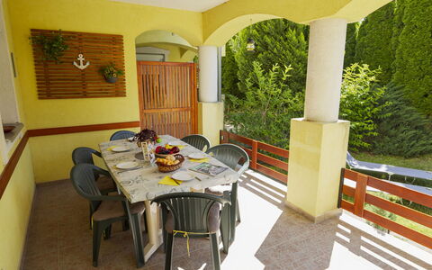 Timea: Woongebied, Siding, Schuifraam, Hek, Balkon, Oprit, Home Schermen, Poort