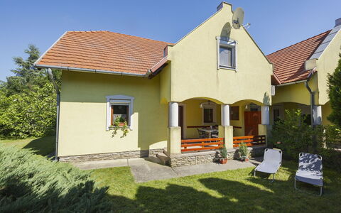 Timea: Woongebied, Siding, Schuifraam, Hek, Balkon, Oprit, Home Schermen, Poort