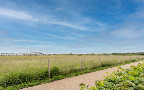 Cosy @ Sea: Lucht, Blauw, Dag, Groen, Horizon, Plain, Ecoregio, Grasland, Veld, Land Lot