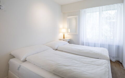 Casa Curnera 8: Bed, Interieur Ontwerp, Slaapkamer, Plafond, Laken, Bedding, Meubilair, Verdieping, Kamer, Bed Frame