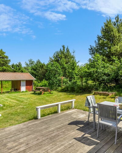 Oke - 1.2Km from the Sea