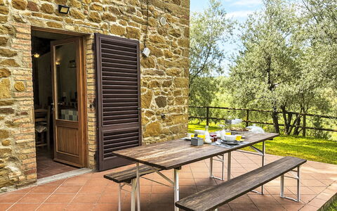 La Camporena: Meubilair, Keuken En Eettafel, Stoel, Verdieping, Zee, Balkon, Oceaan, Toevlucht, Eco Hotel, Eetkamer