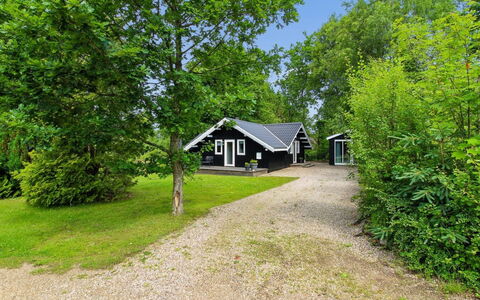 Maini - 30Km from the Sea: Huis, Huis, Verblijf, Landgoed, Tuin, Gazon, Schaduw, Garden Gebouwen, Boerderij, Landscaping