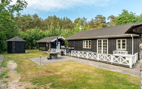 Alivia - 500M from the Sea: Verblijf, Huis, Huis, Dak, Garden Gebouwen, Landgoed, Siding, Werf, Blokhut, Tuin