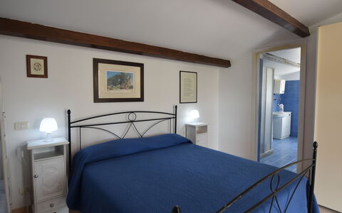 Le Vele della Contea: Meubilair, Interieur Ontwerp, Bed, Flooring, Slaapkamer, Verdieping, Kamer, Plafond, Fotolijst, Bed Frame