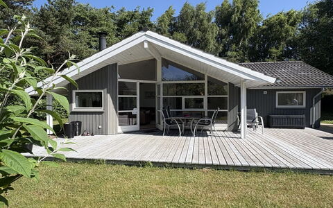 Veljan - 300M from the Sea: Huis, Huis, Dak, Deur, Verblijf, Landgoed, Siding, Veranda, Schaduw, Hardwood