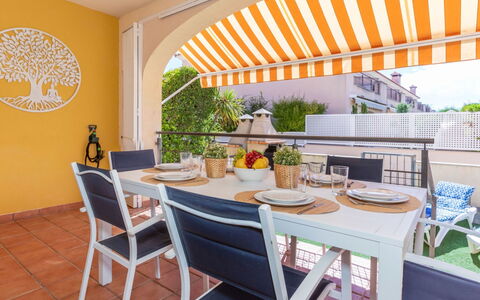 Cristina: Appartement, Condominium, Gemengd Gebruik, Hotel, Balkon