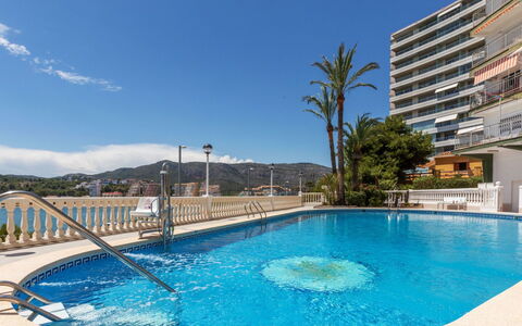 Las Vegas Ii: Appartement, Condominium, Gemengd Gebruik, Hotel, Balkon