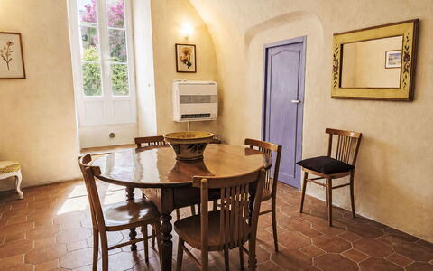 Casa Memmi Mouriès: Appartement, Condominium, Gemengd Gebruik, Hotel, Balkon