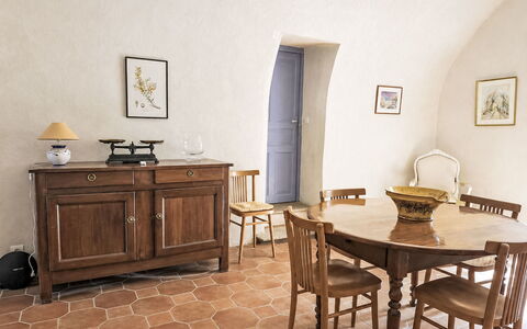Casa Memmi Mouriès: Appartement, Condominium, Gemengd Gebruik, Hotel, Balkon