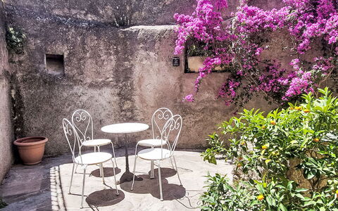 Casa Memmi Mouriès: Appartement, Condominium, Gemengd Gebruik, Hotel, Balkon
