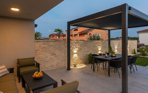 Villa Angelus: Appartement, Condominium, Gemengd Gebruik, Hotel, Balkon