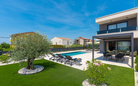 Villa Angelus: Appartement, Condominium, Gemengd Gebruik, Hotel, Balkon