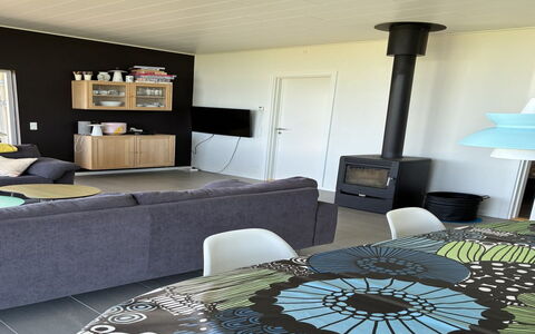 Apsolon - 100M from the Sea: Meubilair, Interieur Ontwerp, Flooring, Verdieping, Hout, Woonkamer, Kamer, Verlichting, Plafond, Huis