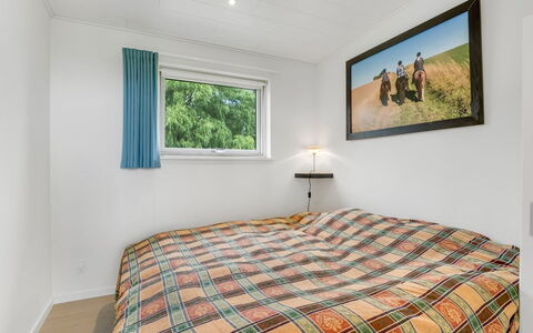 Apsolon - 100M from the Sea: Hout, Interieur Ontwerp, Huis, Slaapkamer, Plafond, Appartement, Bed, Hardwood, Bed Frame, Laken