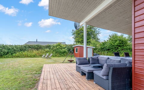 Apsolon - 100M from the Sea: Hout, Huis, Land Lot, Veranda, Dak, Samengesteld Materiaal, Verblijf, Dek, Hardwood, Plank