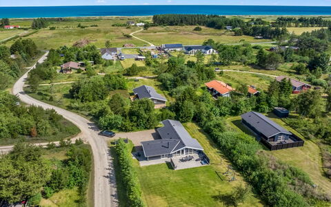 Esalina - 800M from the Sea: Vogelperspectief, Woongebied, Luchtfotografie, Landschap, Land Lot, Voorstad, Landgoed, Landscaping, Dorp, Plantage