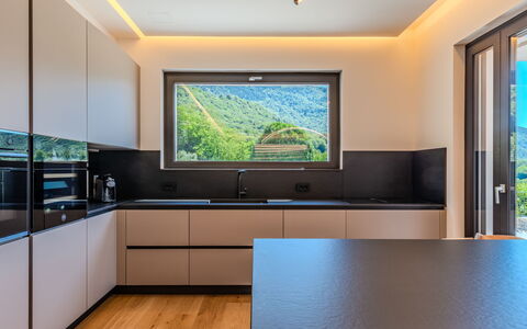 Aura: Interieur Ontwerp, Keuken, Flooring, Plafond, Hout, Countertop, Huis, Lichte Inrichting, Verlichting, Verdieping