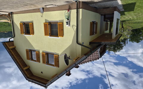 Haus Valentin: Huis, Verf, Daylighting, Balkon, Siding