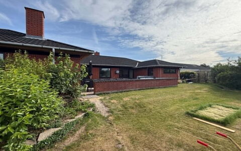 Alette - 400M from the Sea: Gras, Huis, Dak, Huis, Woongebied, Struik, Verblijf, Land Lot, Landelijk Gebied, Landgoed