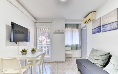 Cannes: Interieur Ontwerp, Flooring, Verdieping, Appartement, Meubilair, Kamer, Bankstel, Woonkamer, Stoel