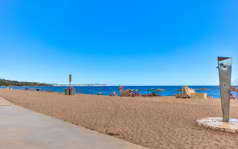 Cannes: Blauw, Lucht, Strand, Horizon, Zomer, Kust, Zee, Zand, Kust En Oceanic Landvormen, Kust