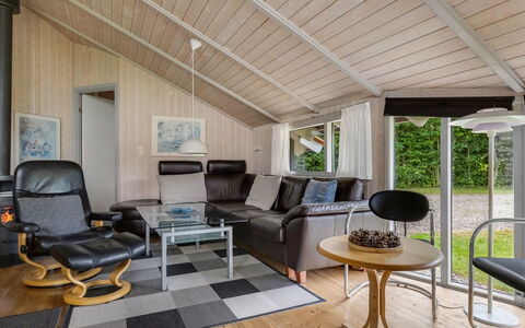 Ljubinko - 300M from the Sea: Interieur Ontwerp, Hout, Plafond, Meubilair, Flooring, Verdieping, Woonkamer, Bankstel, Huis, Kamer