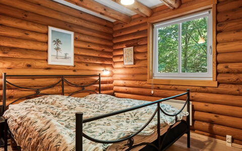 Unelma - from the Sea: Hout, Meubilair, Bed, Slaapkamer, Hardwood, Beits, Houten Vloer, Laken, Bed Frame, Plank