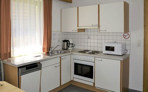 Kappl 327: Meubilair, Interieur Ontwerp, Hout, Flooring, Kamer, Verdieping, Keuken, Verlichting, Gordijn, Stoel