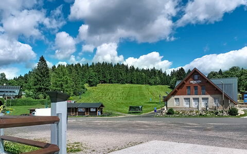 Arnika: Blauw, Woongebied, Appartement, Condominium, Toevlucht, Balkon, Landgoed, Gazon, Zwembad, Hotel