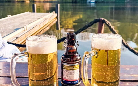 Am Schwarzen See: Drinkware, Fles, Barware