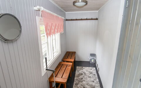 Taikinajoki: Bergketen, Balkon, Bergdorp