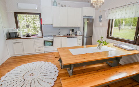 Taikinajoki: Bergketen, Balkon, Bergdorp