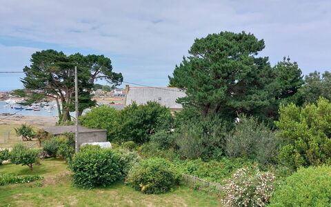Ty Yannick: Bergketen, Balkon, Bergdorp