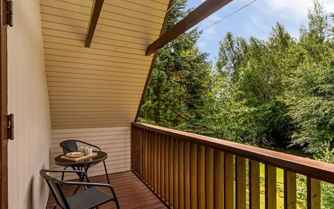 Milly - 500M to the Fjord: Hout, Beits, Hardwood, Plafond, Plank, Daylighting, Multiplex, Timmerhout, Balkon, Veranda