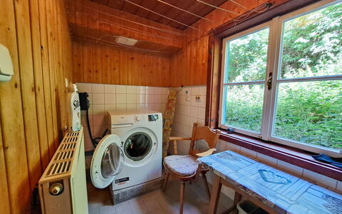 Grafenast: Hout, Flooring, Verdieping, Kamer, Beits, Major Appliance, Hardwood, Wasmachine, Plafond, Multiplex