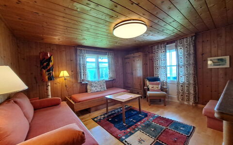 Grafenast: Interieur Ontwerp, Plafond, Flooring, Verdieping, Kamer, Beits, Hardwood, Fotolijst, Houten Vloer, Woonkamer