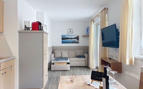 Pettneu am Arlberg 662: Meubilair, Interieur Ontwerp, Appartement, Verdieping, Kamer, Stoel, Woonkamer, Bankstel, Beits