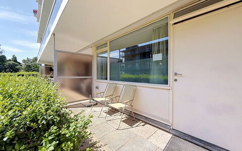 Hyacint with Parking: Interieur Ontwerp, Verdieping, Appartement, Samengesteld Materiaal, Balkon, Schaduw, Condominium, Glas, Daylighting, Venster Behandeling