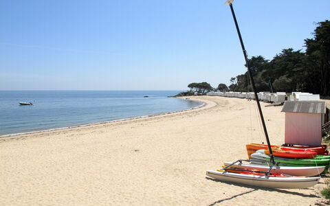 Villa la Coquille: Blauw, Water, Strand, Zwemwater, Natuurlijke Omgeving, Kust, Kust En Oceanic Landvormen, Kust, Zand, Zomer